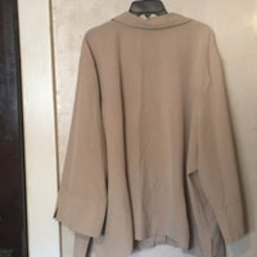 Womebs 5X coat - Picture 2 of 2